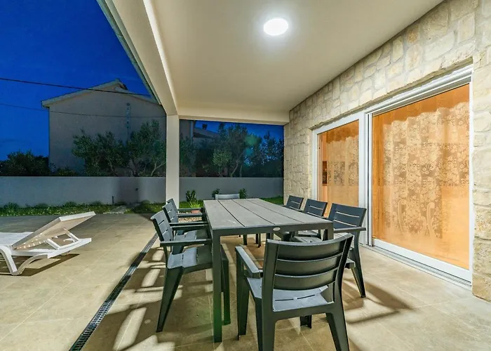 فيلة Sophia بريفلاكا