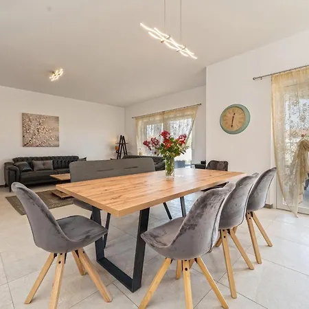 Sophia ヴィラ プリヴラカ