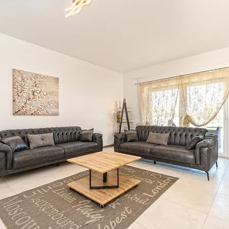 Sophia プリヴラカ